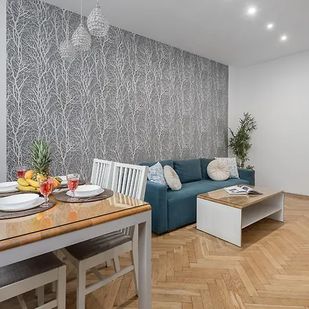 Lumina I 3-room With Balcony I Near Palac Kultury