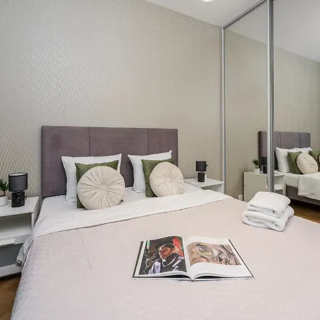 Lumina I 3-room With Balcony I Near Palac Kultury * Warschau