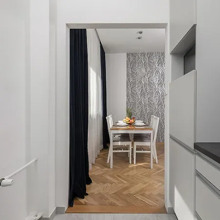 Lumina I 3-room With Balcony I Near Palac Kultury *